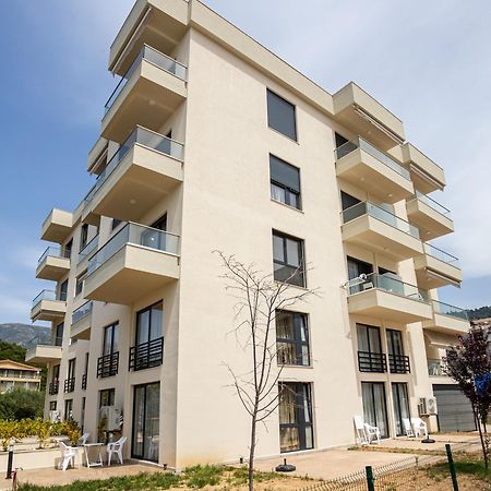 The Blue Wave Hotel Himare Esterno foto