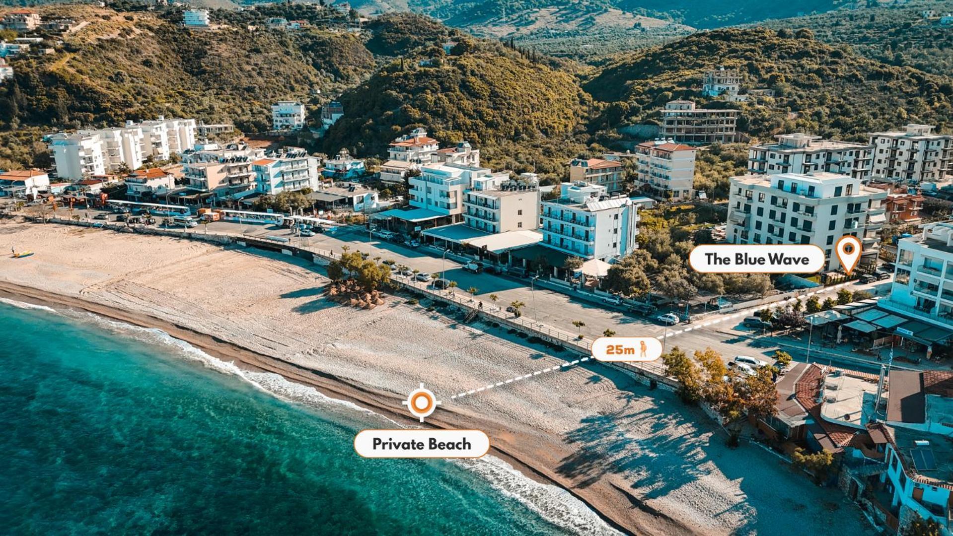 The Blue Wave Hotel Himare Esterno foto